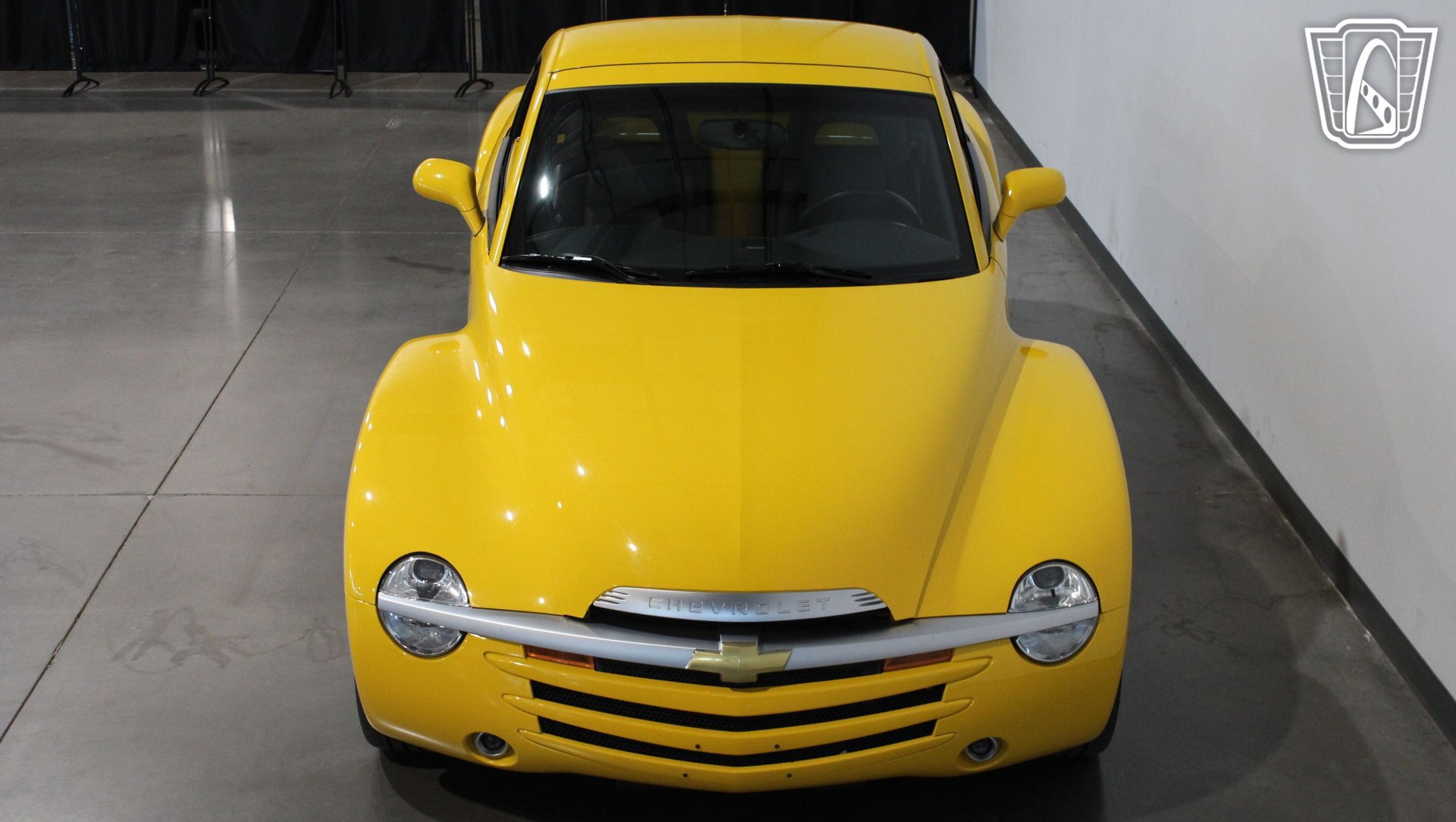 Used 2003 Chevrolet SSR w/ Preferred Equipment Group RWD image 5