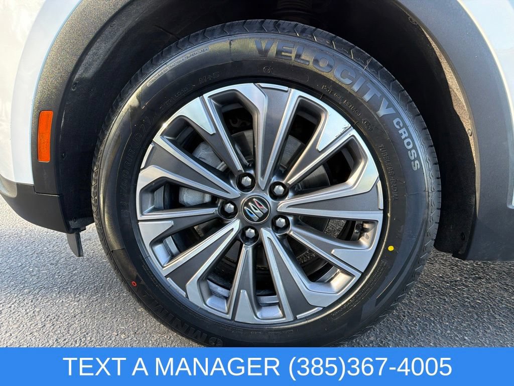 Used 2024 Buick Envision Preferred AWD/4WD image 9