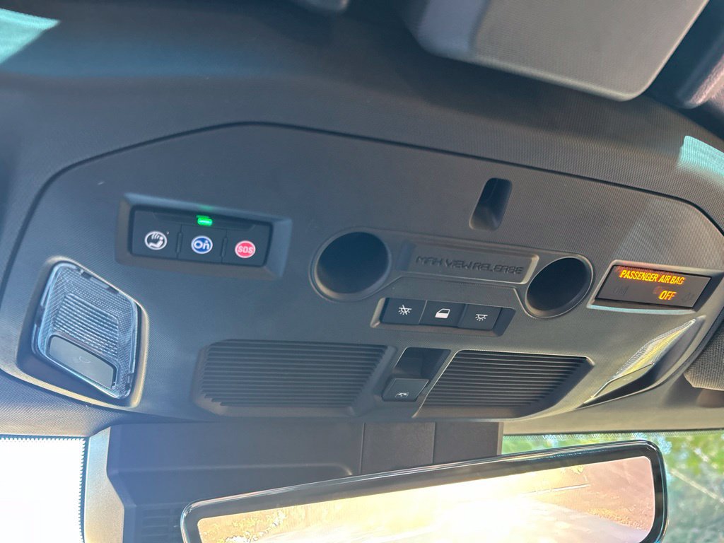 Used 2025 GMC Hummer EV 2X w/ LPO, Sport Package AWD/4WD image 68