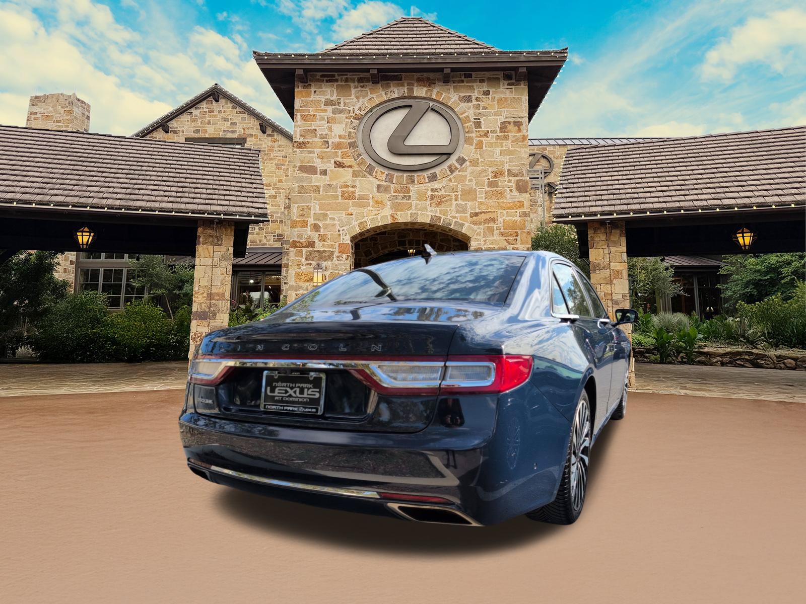 Used 2018 Lincoln Continental Black Label w/ Rear-seat Package AWD/4WD image 3