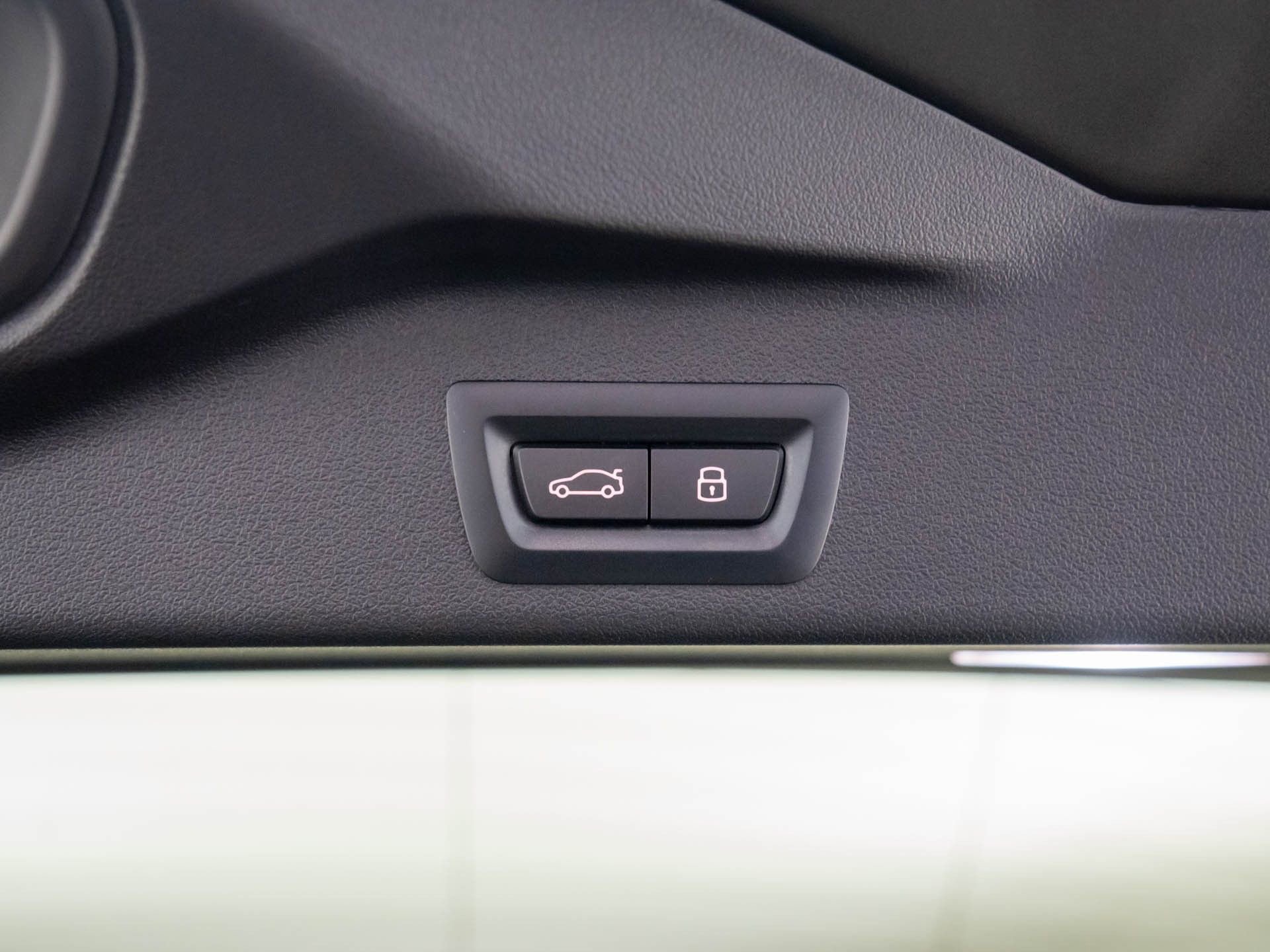 Certified 2025 BMW X5 xDrive40i w/ Premium Package image 33