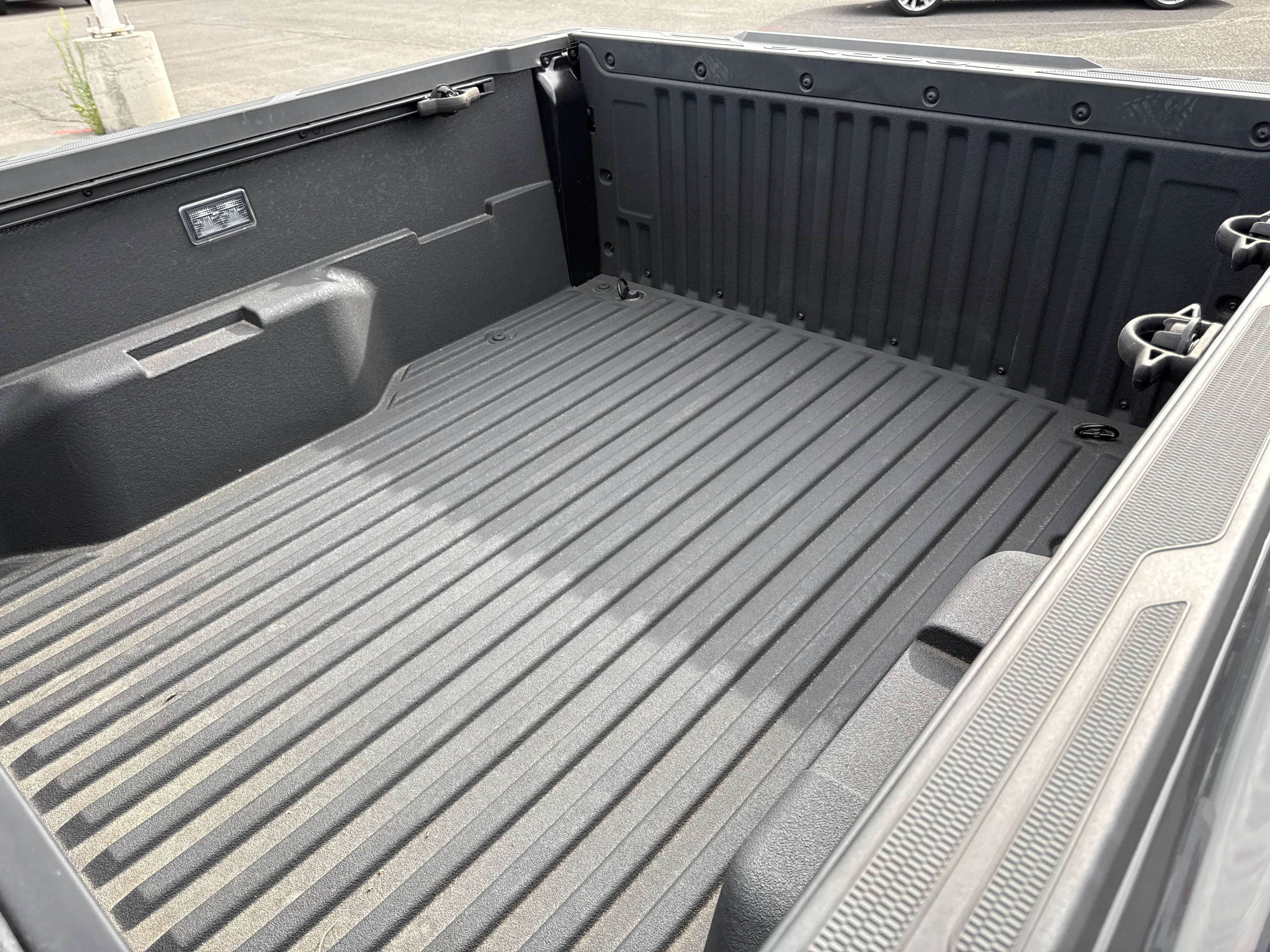Used 2024 Toyota Tacoma SR5 AWD/4WD image 19