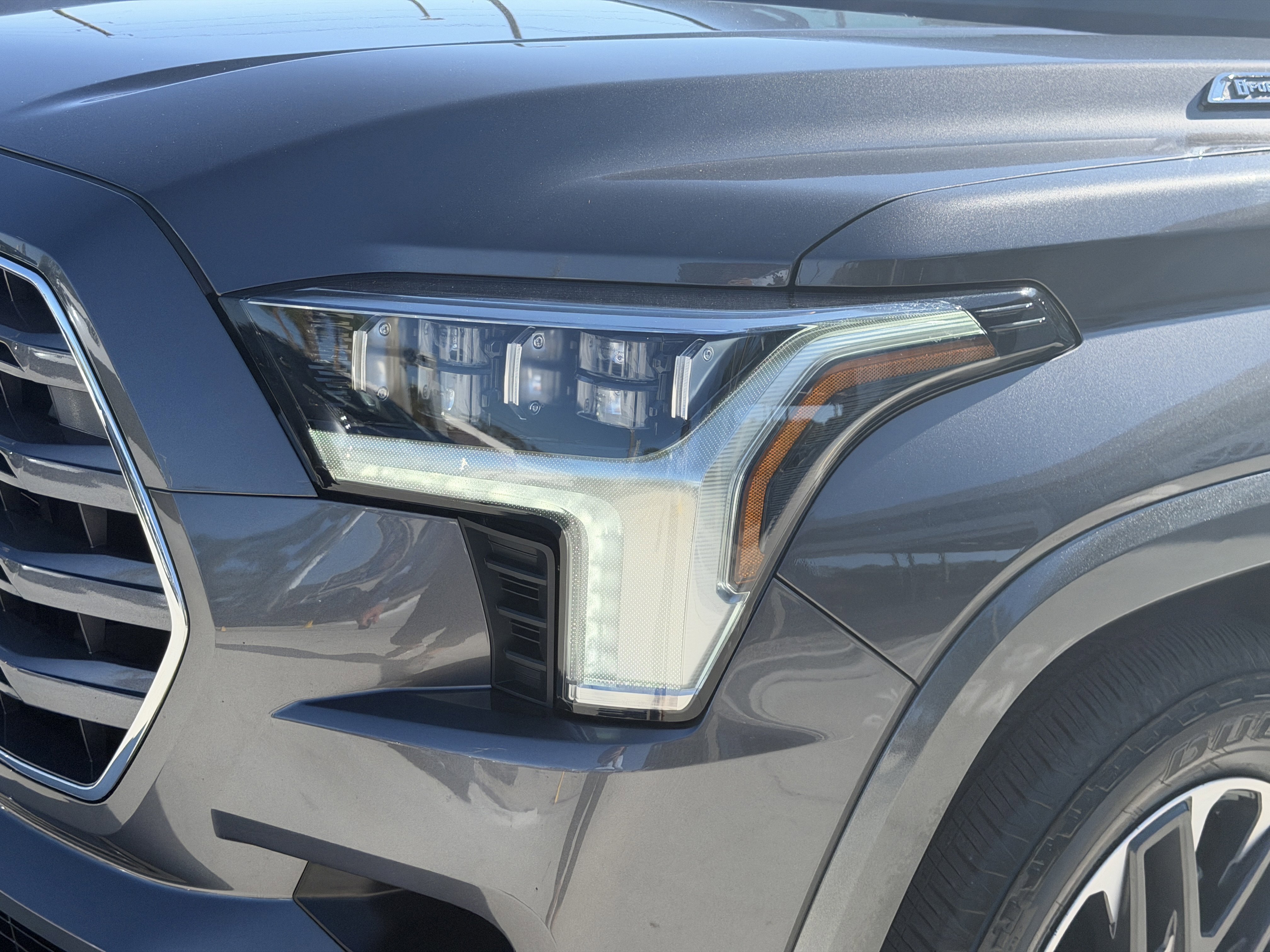 Used 2025 Toyota Sequoia Limited image 8