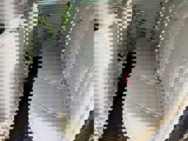 Used 2018 Ford Taurus SE image 17