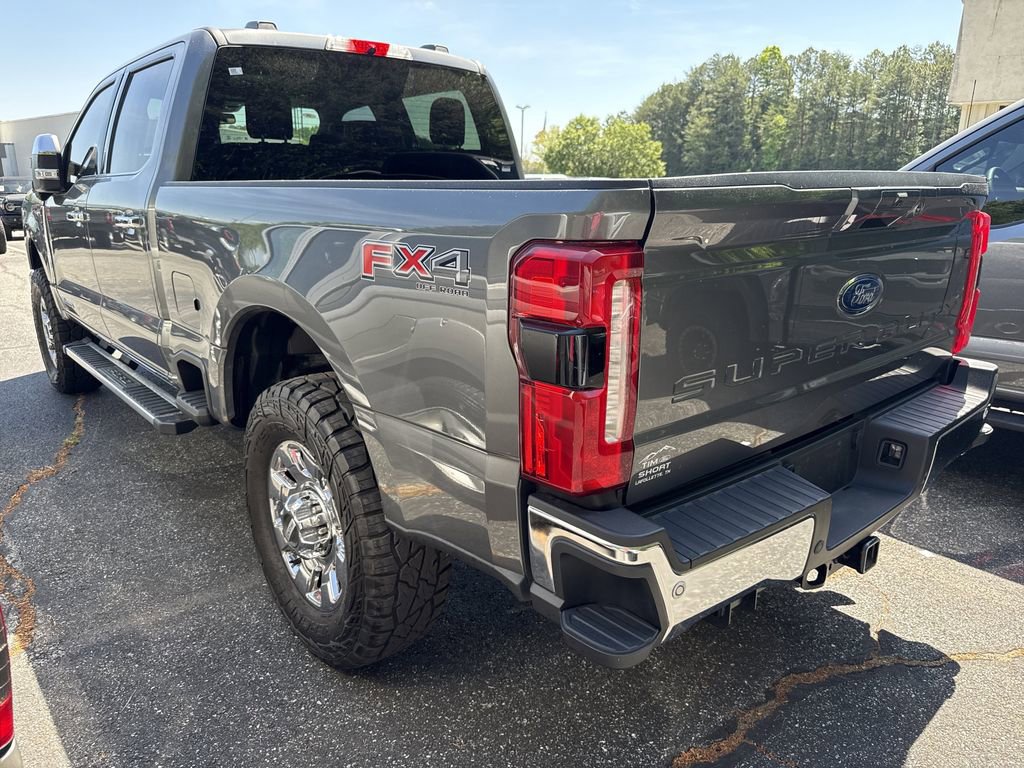 Used 2025 Ford F350 Lariat w/ Chrome Package AWD/4WD image 13
