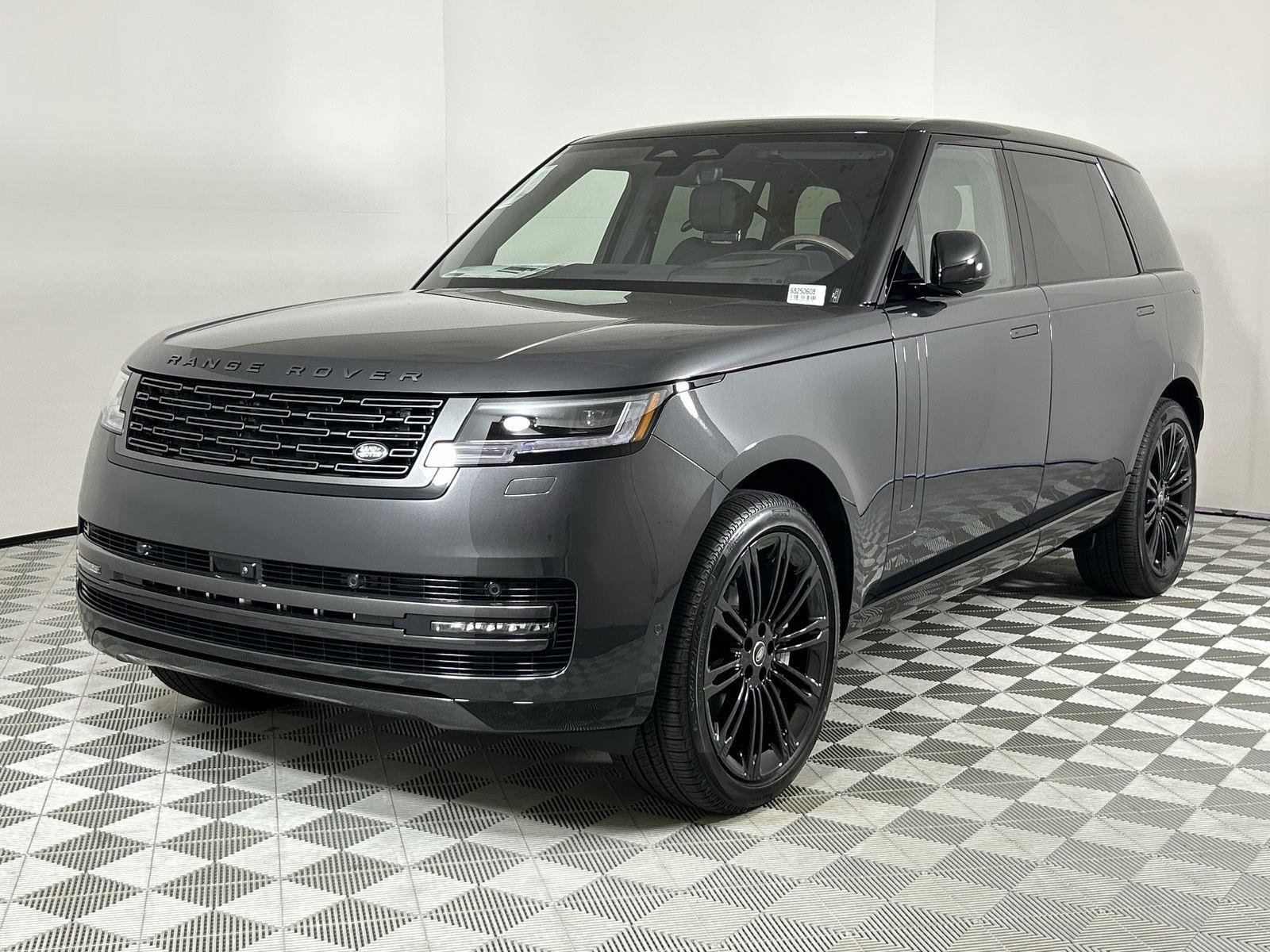 New 2025 Land Rover Range Rover Long Wheelbase SE