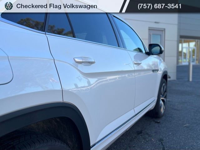 New 2026 Volkswagen Atlas Cross Sport SEL Premium R-Line image 8