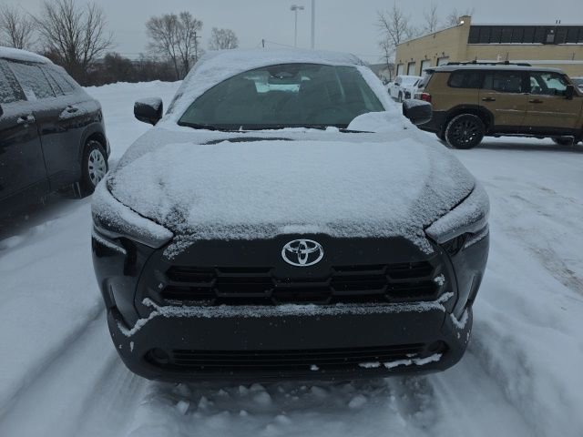 Used 2026 Toyota Corolla Cross L FWD image 2