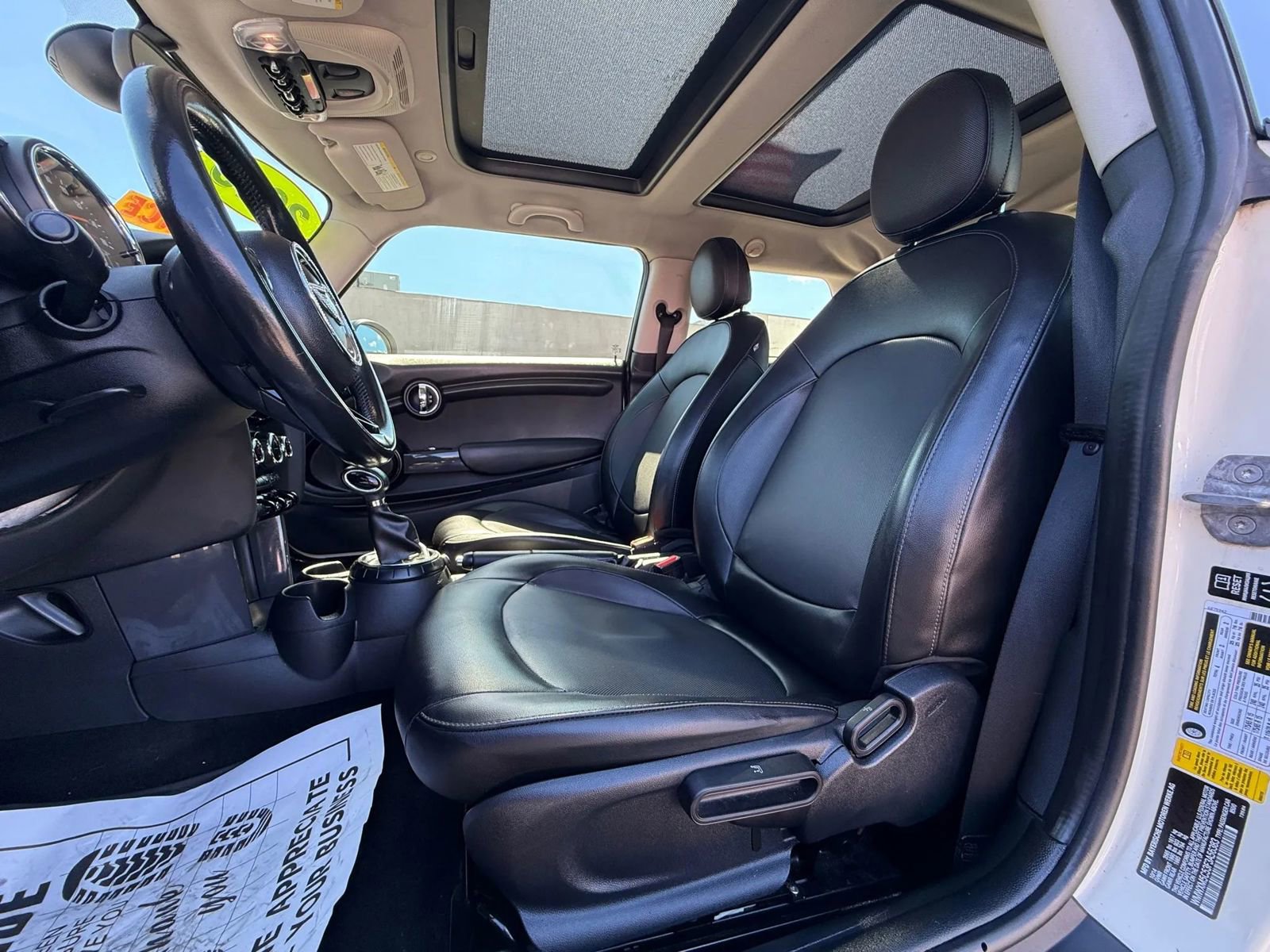 Used 2015 MINI Cooper 2-Door Hardtop image 11