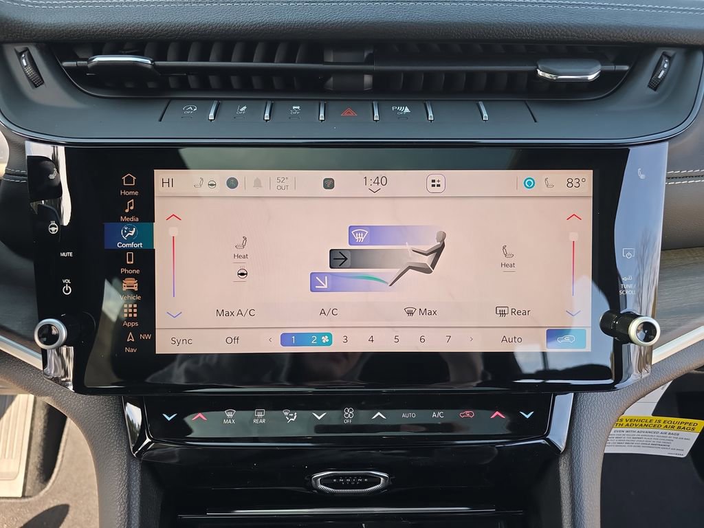 New 2026 Jeep Grand Cherokee Altitude image 20