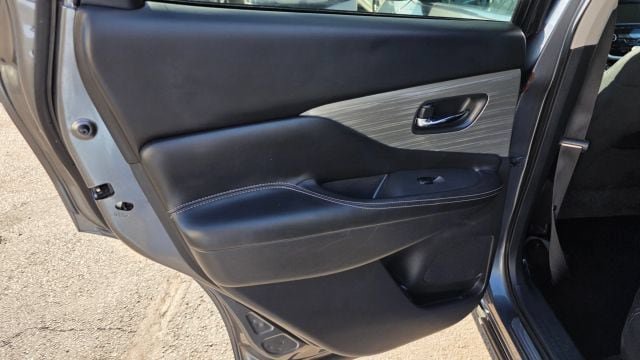 Used 2016 Nissan Murano S AWD/4WD image 31
