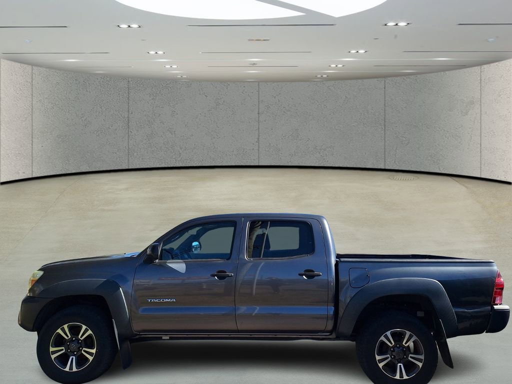 Used 2014 Toyota Tacoma PreRunner w/ Convenience Package image 2