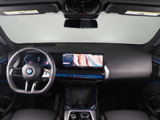 Used 2025 BMW X3 xDrive30 image 3