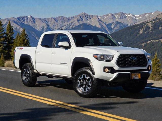 Used 2023 Toyota Tacoma TRD Off-Road image 2