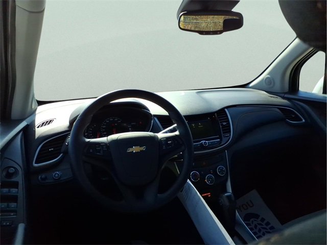 Used 2019 Chevrolet Trax LS w/ Tint and Cruise Package image 9