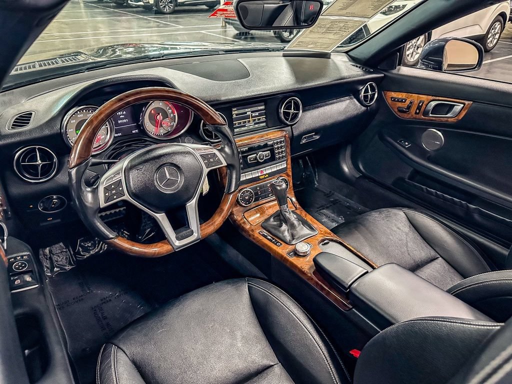 Used 2012 Mercedes-Benz SLK 350 image 17