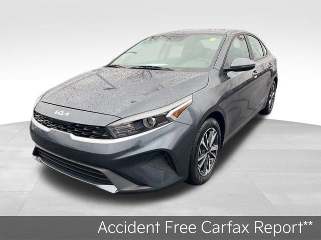 Certified 2023 Kia Forte LXS w/ LXS Technology Package image 4