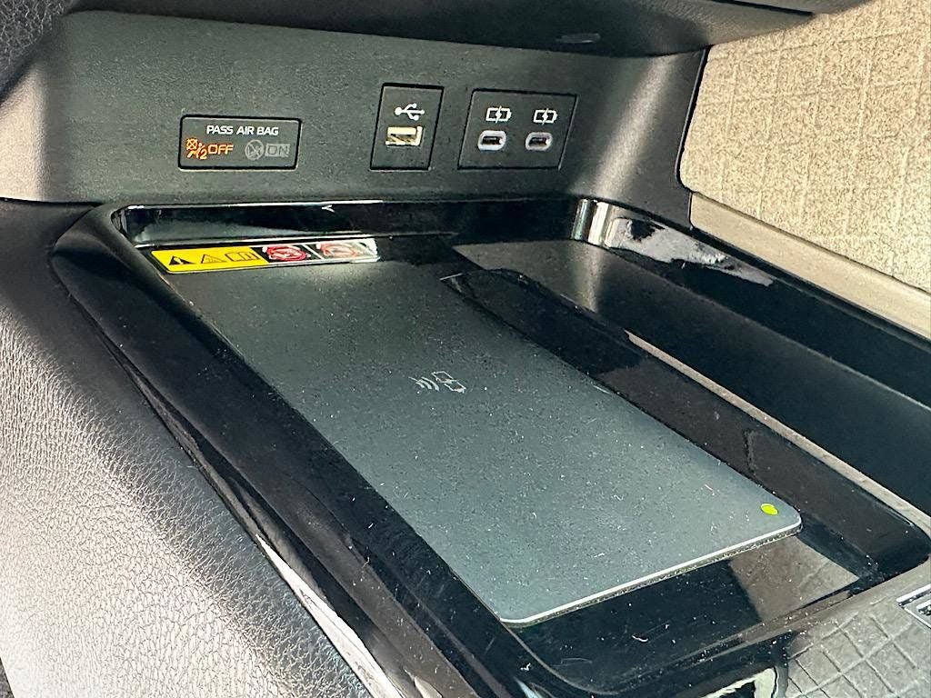 Certified 2025 Toyota Camry XLE AWD/4WD image 25