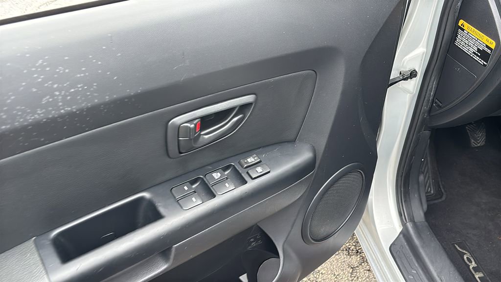 Used 2013 Kia Soul FWD image 14