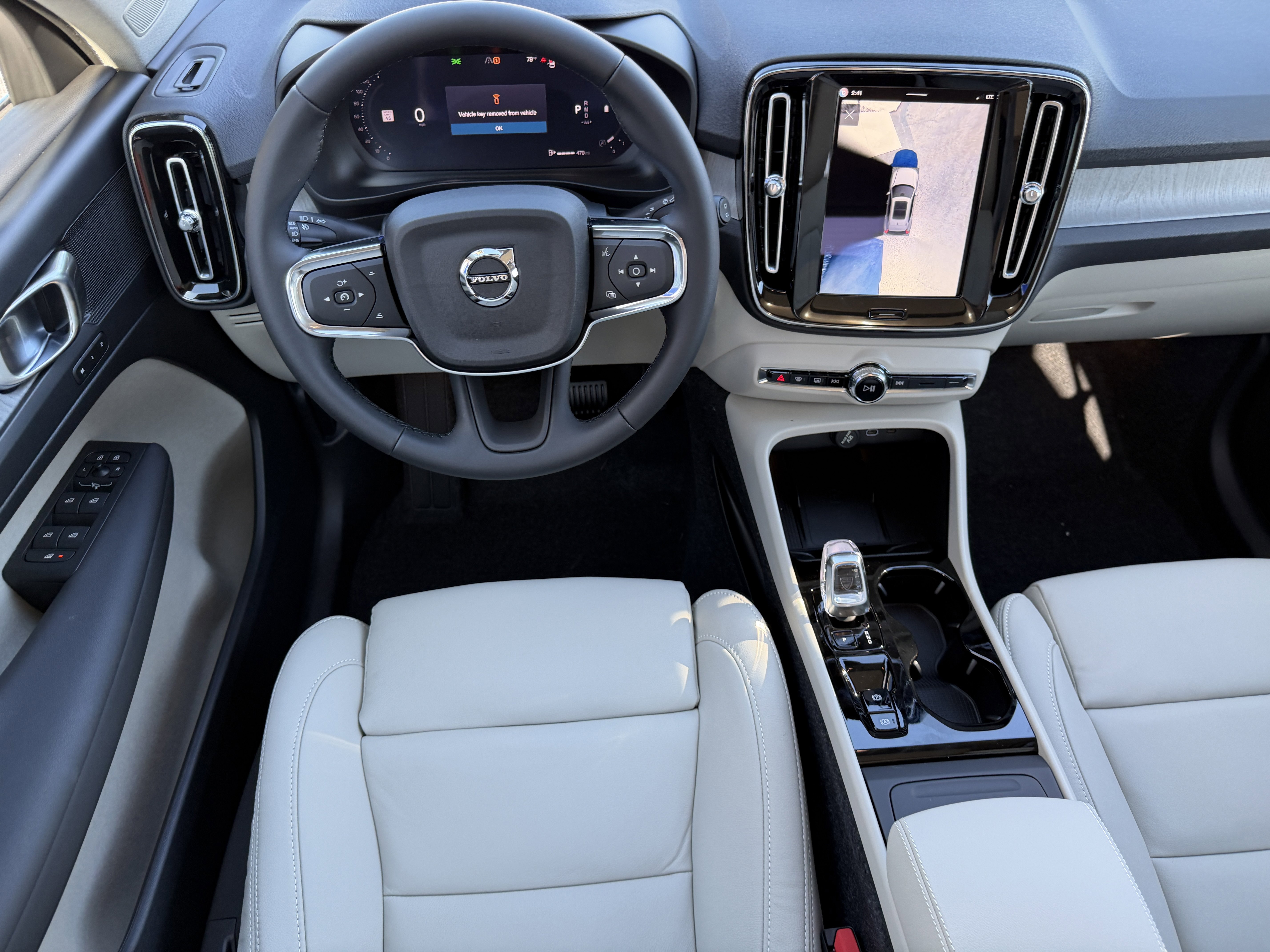 New 2026 Volvo XC40 B5 Plus w/ Climate Package image 12