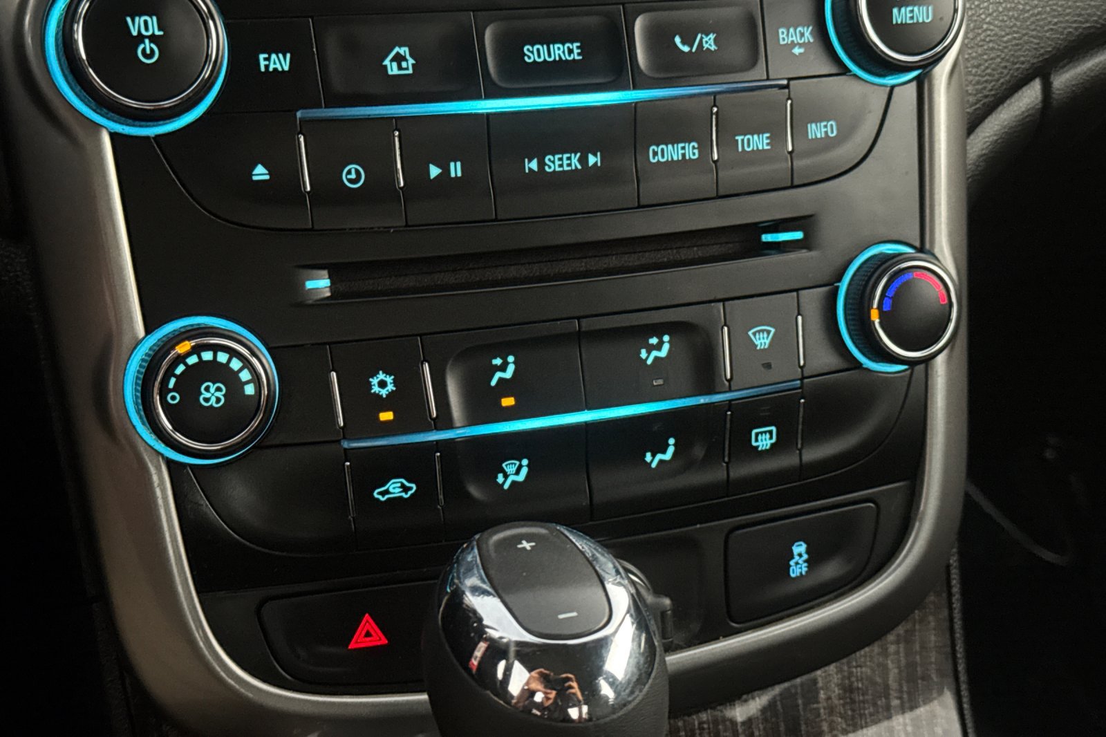 Used 2016 Chevrolet Malibu LT w/ Power Convenience Package FWD image 31