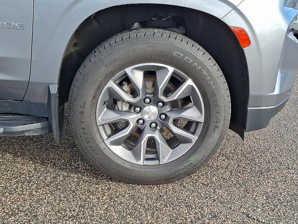 Used 2022 Chevrolet Tahoe LT w/ LT Signature Package image 12