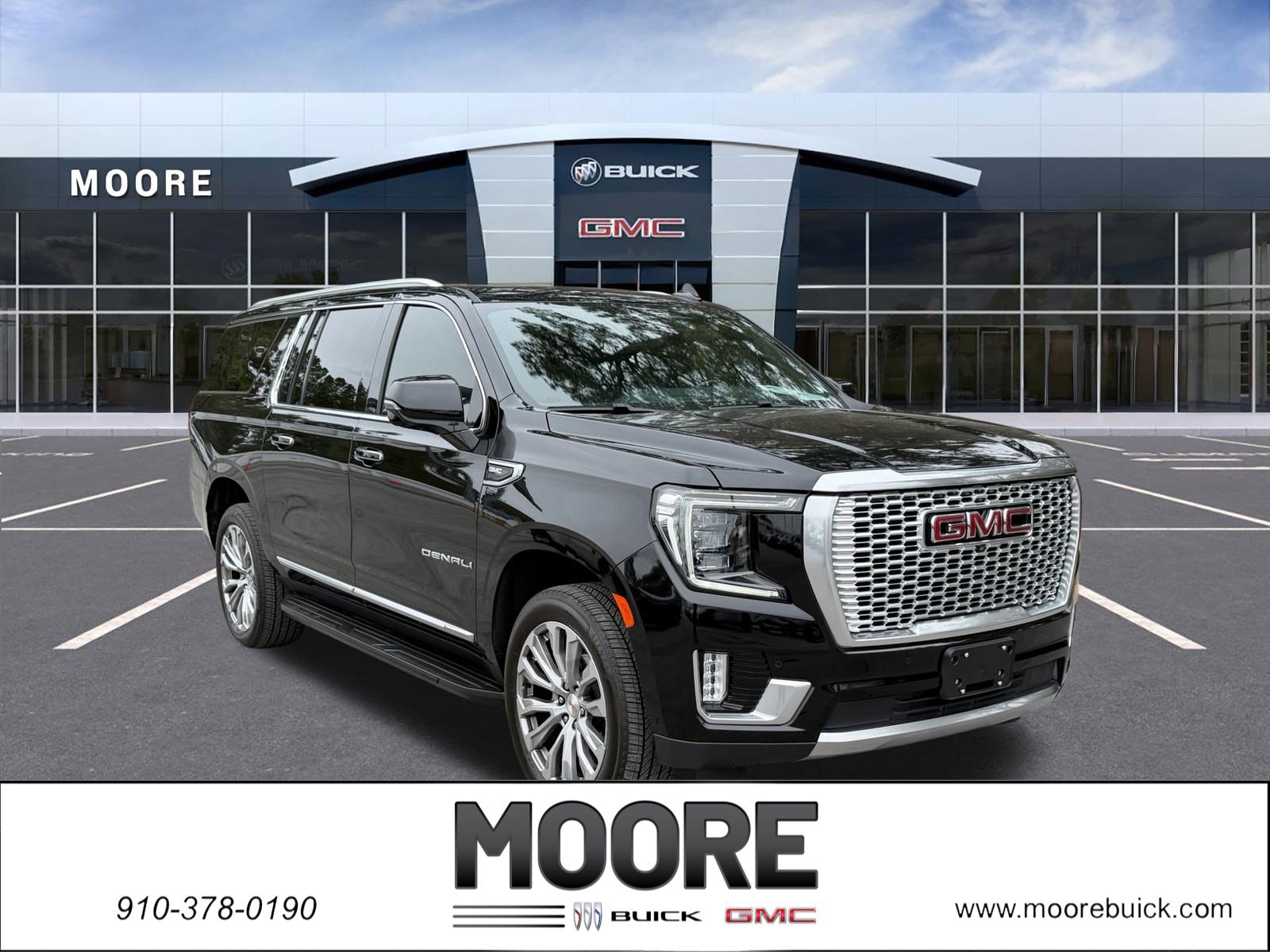 Used 2024 GMC Yukon XL Denali w/ Advanced Technology Package AWD/4WD image 1