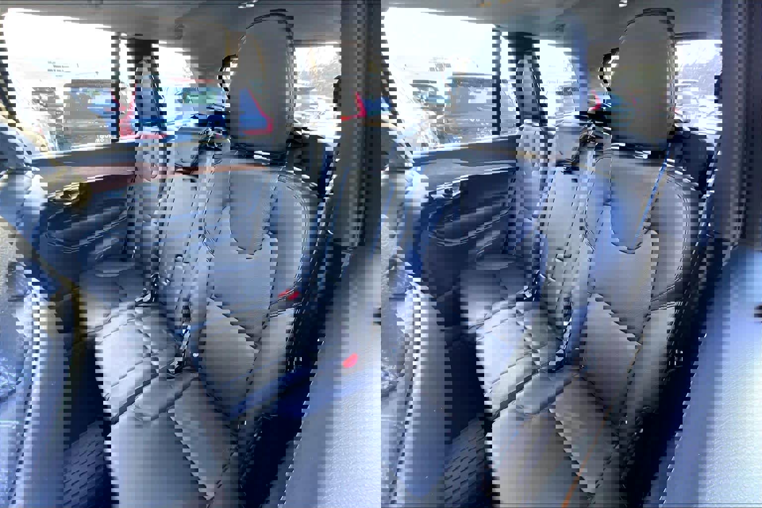 Certified 2024 Volvo XC90 B6 Plus image 20