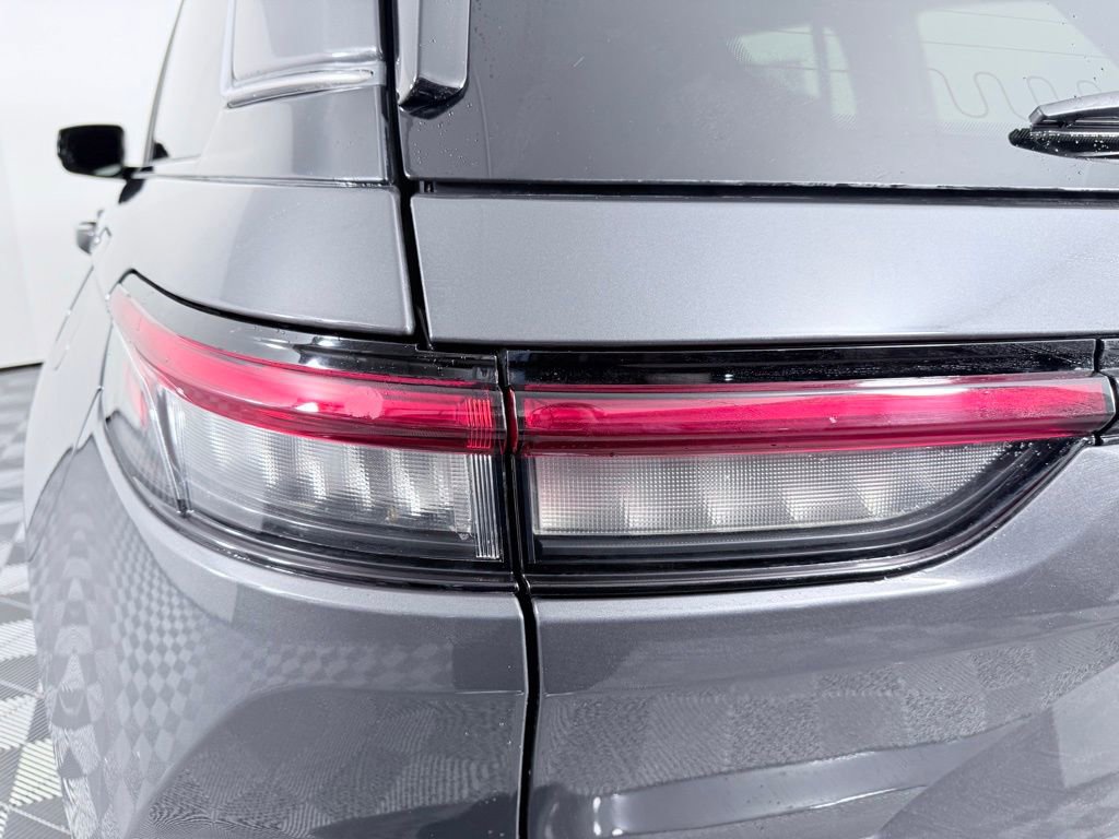 Used 2024 Jeep Grand Cherokee Limited w/ Trailer Tow Package image 27