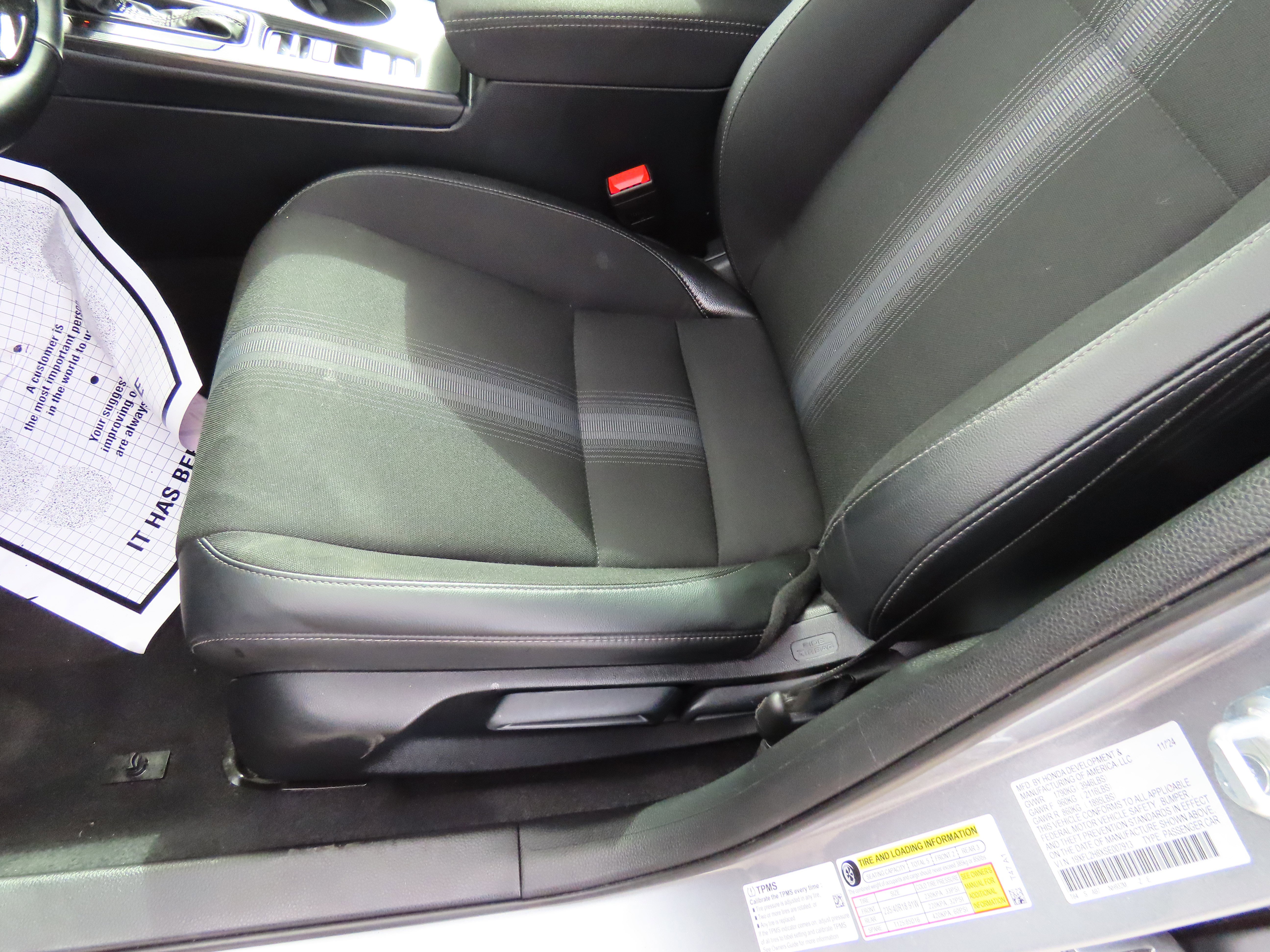 Used 2025 Honda Civic Sport image 36