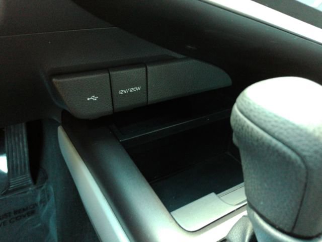 Used 2022 Toyota Camry LE image 39