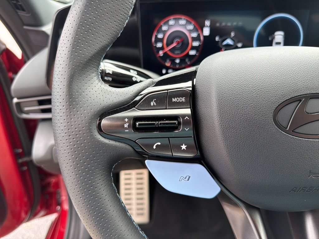 Used 2025 Hyundai Elantra N FWD image 25