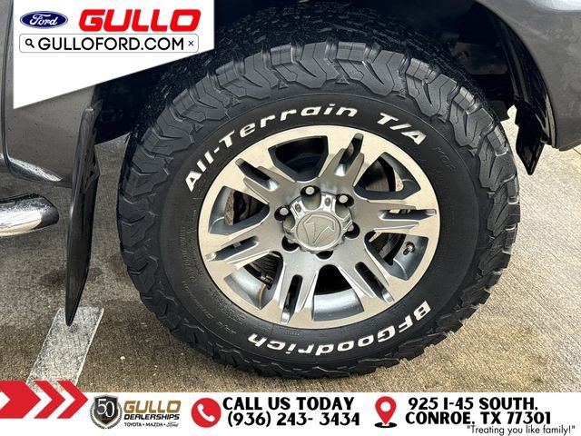 Used 2015 Toyota Tacoma PreRunner w/ SR5 Package RWD image 28