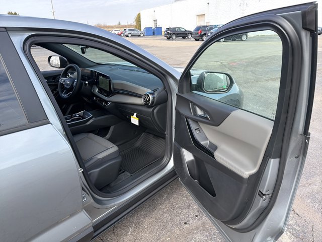 New 2026 Chevrolet Equinox LT w/ Convenience Package II image 29