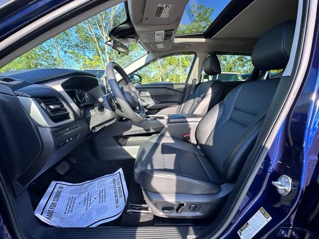 Used 2024 Nissan Rogue SV w/ SV Premium Package FWD image 25