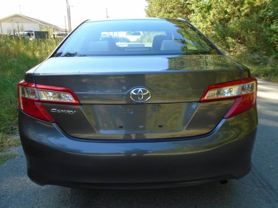 Used 2014 Toyota Camry FWD image 6