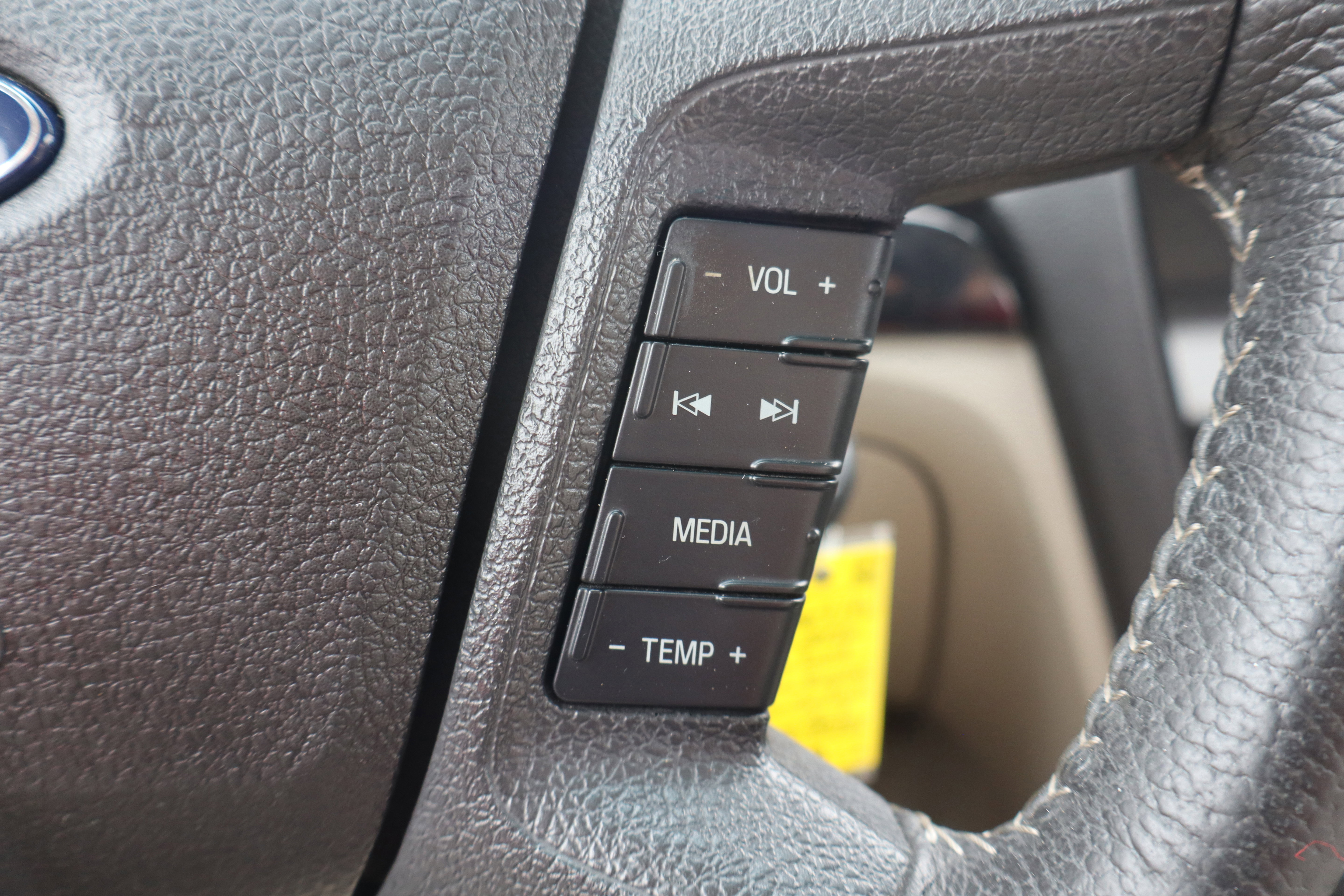 Used 2006 Ford Fusion SEL image 16