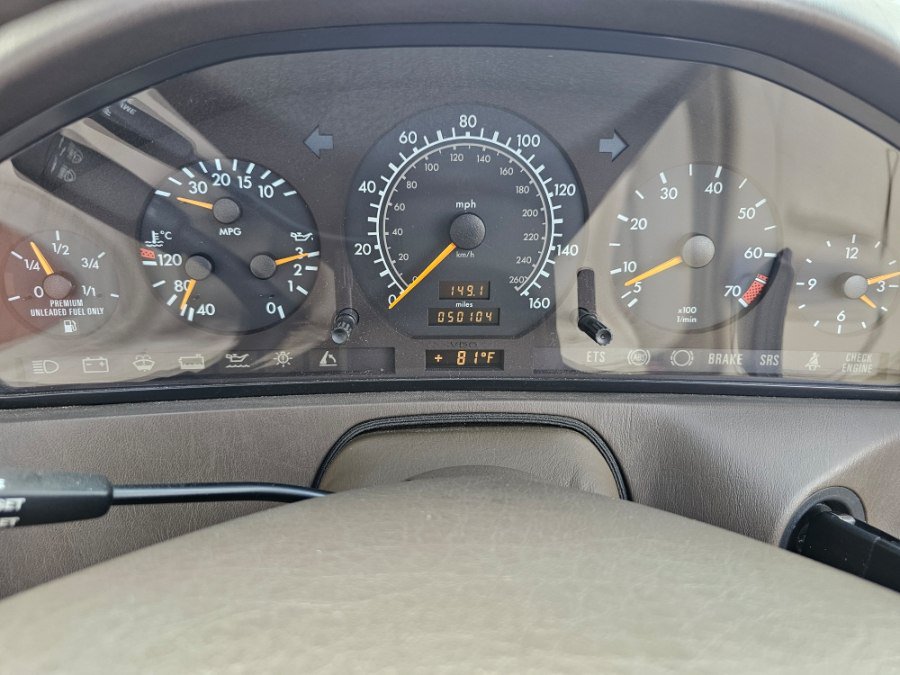Used 1996 Mercedes-Benz SL 320 image 5