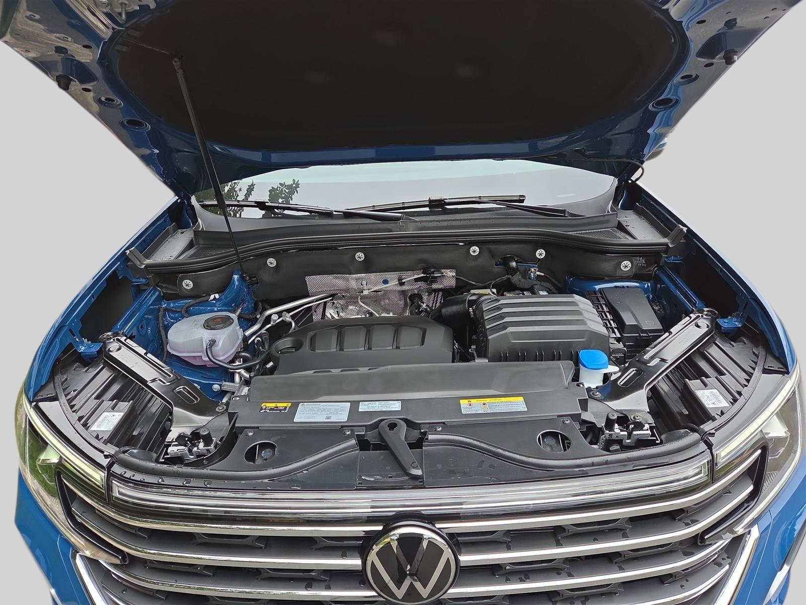 New 2026 Volkswagen Atlas SE image 9