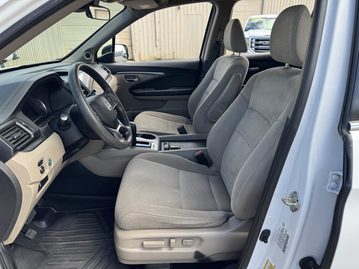 Used 2020 Honda Pilot EX image 22