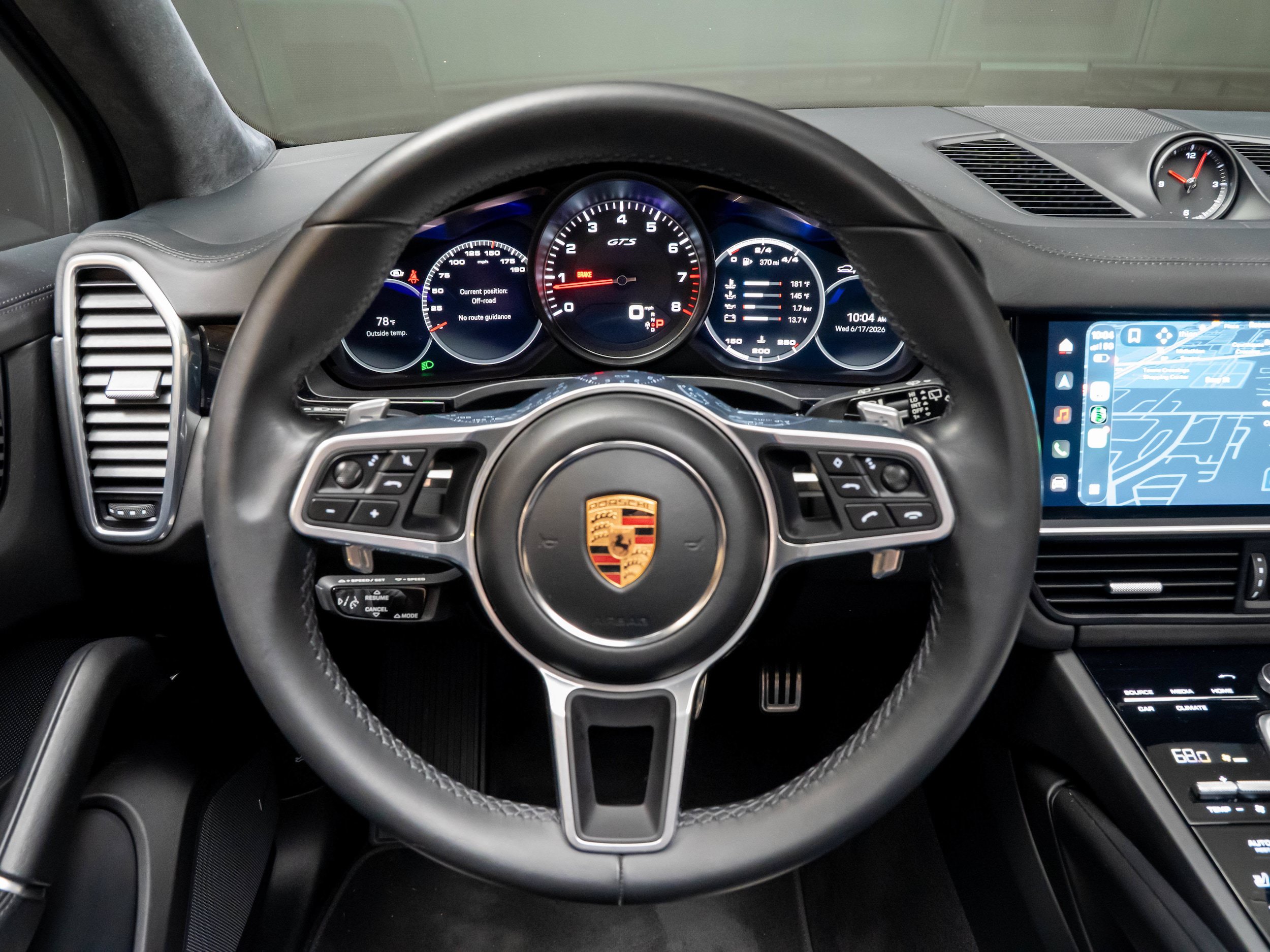Used 2022 Porsche Cayenne GTS AWD/4WD image 23