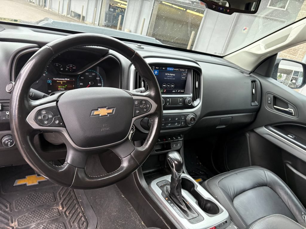 Used 2022 Chevrolet Colorado ZR2 w/ ZR2 Midnight Special Edition AWD/4WD image 17
