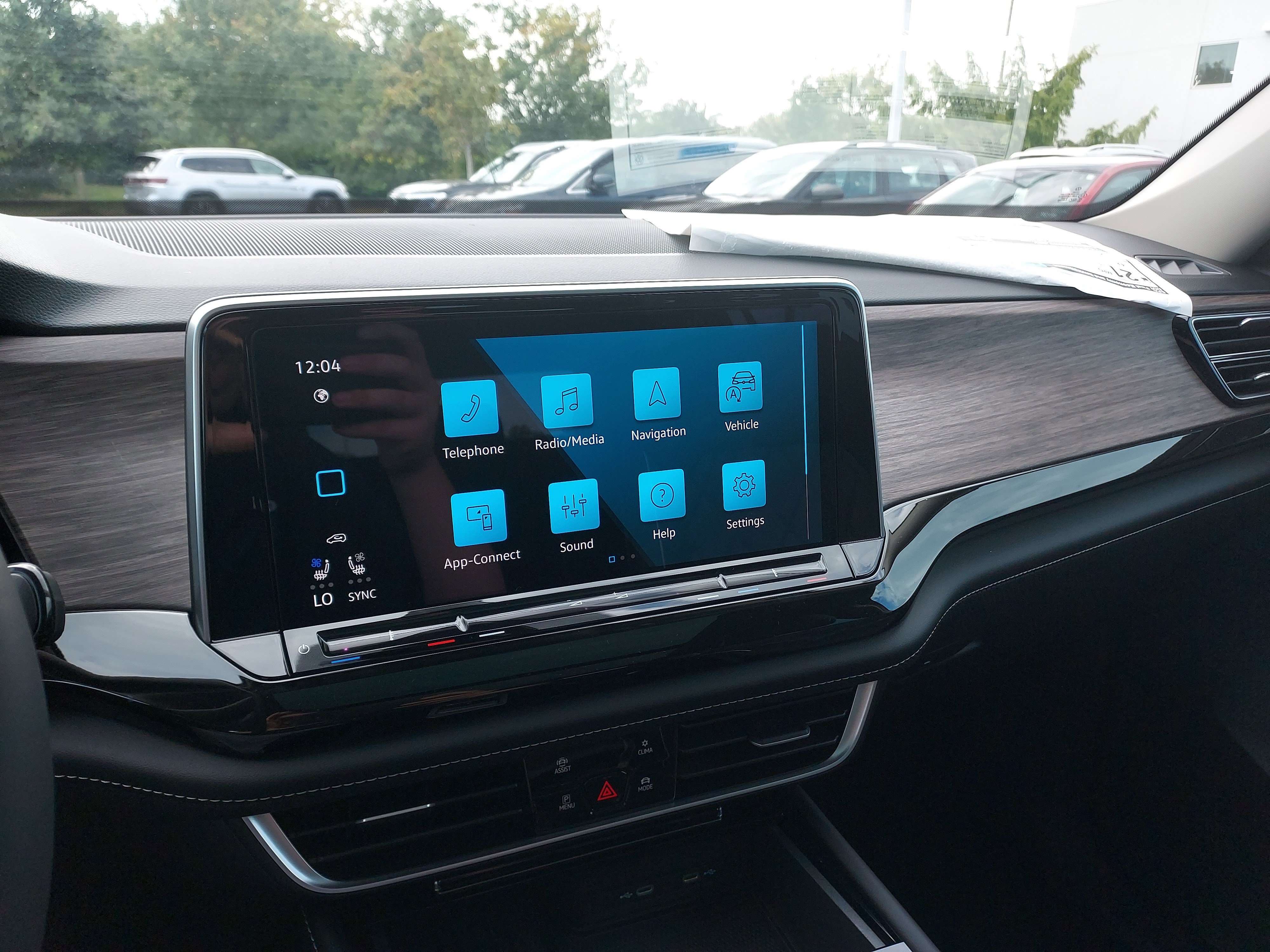 New 2026 Volkswagen Atlas SEL Premium R-Line image 34