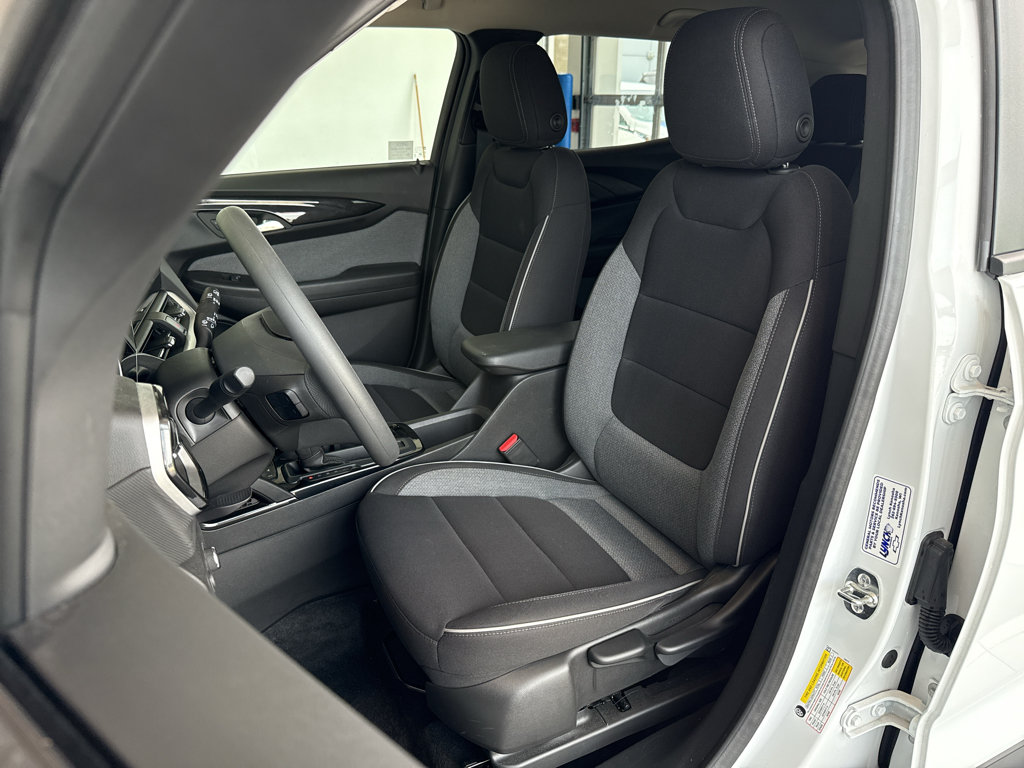 New 2026 Chevrolet TrailBlazer LS w/ LS Convenience Package FWD image 9