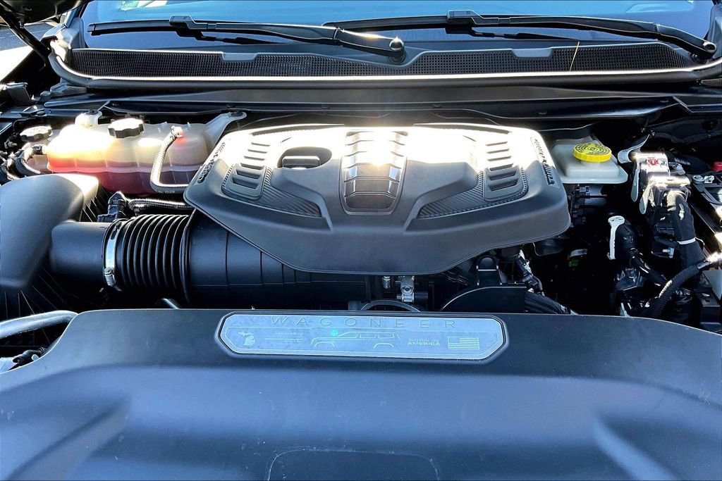 Used 2024 Jeep Wagoneer L Series II w/ Flexible Seating Group image 21