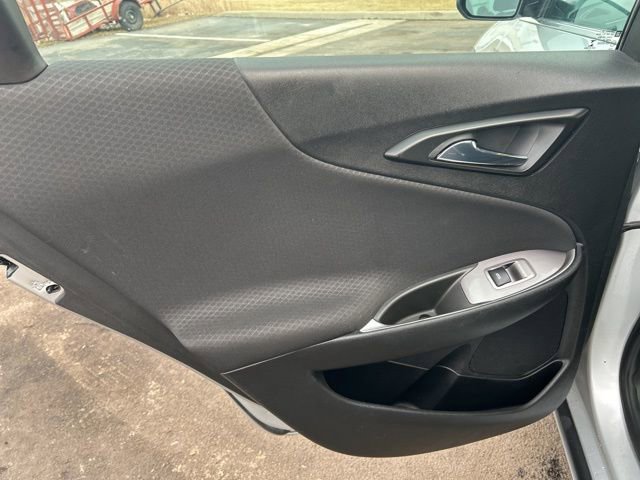 Used 2022 Chevrolet Malibu LT image 30