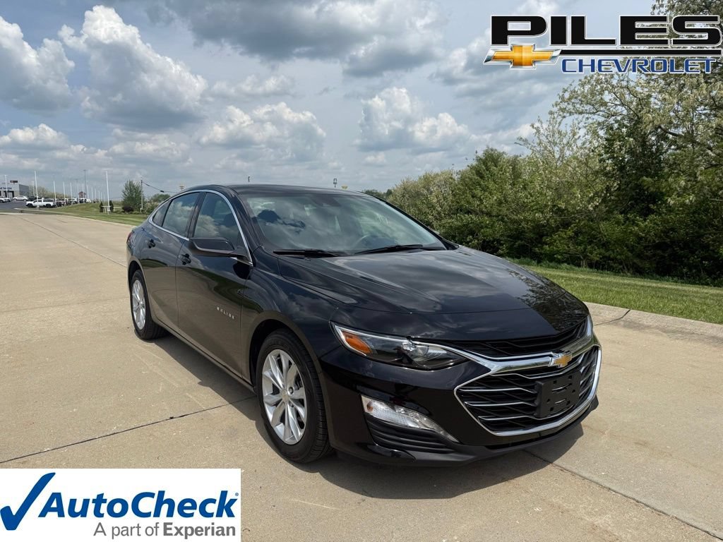 Used 2025 Chevrolet Malibu LT FWD image 1