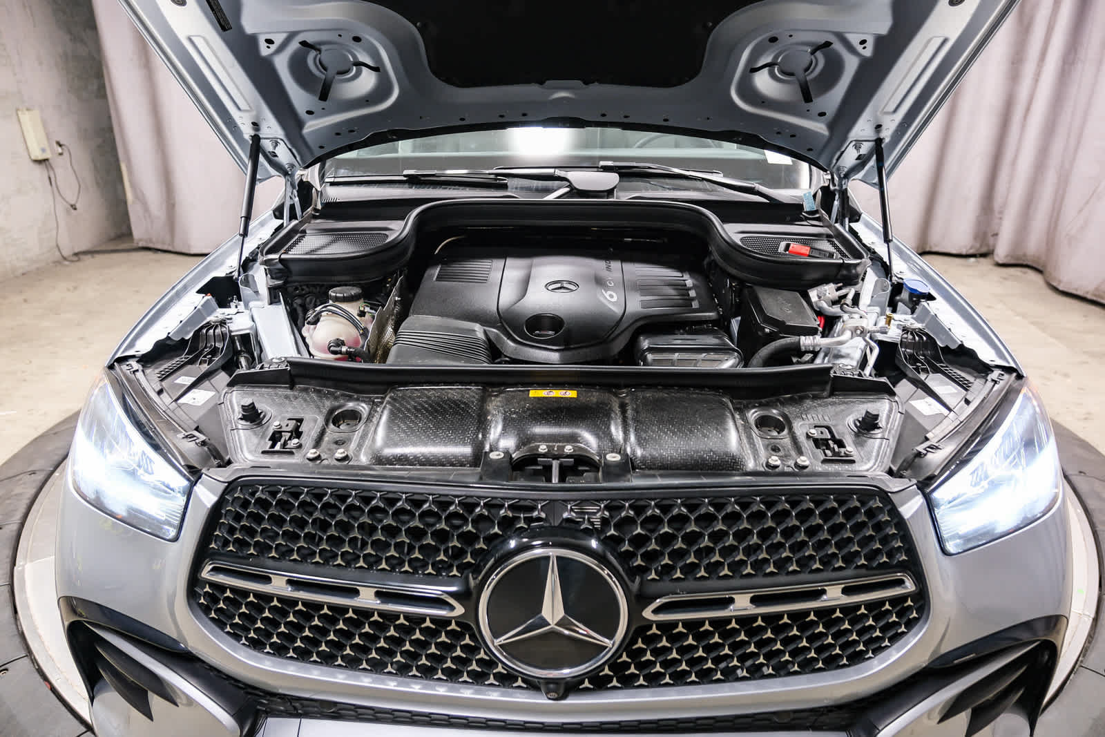 Used 2026 Mercedes-Benz GLE 450 4MATIC w/ Night Package image 33