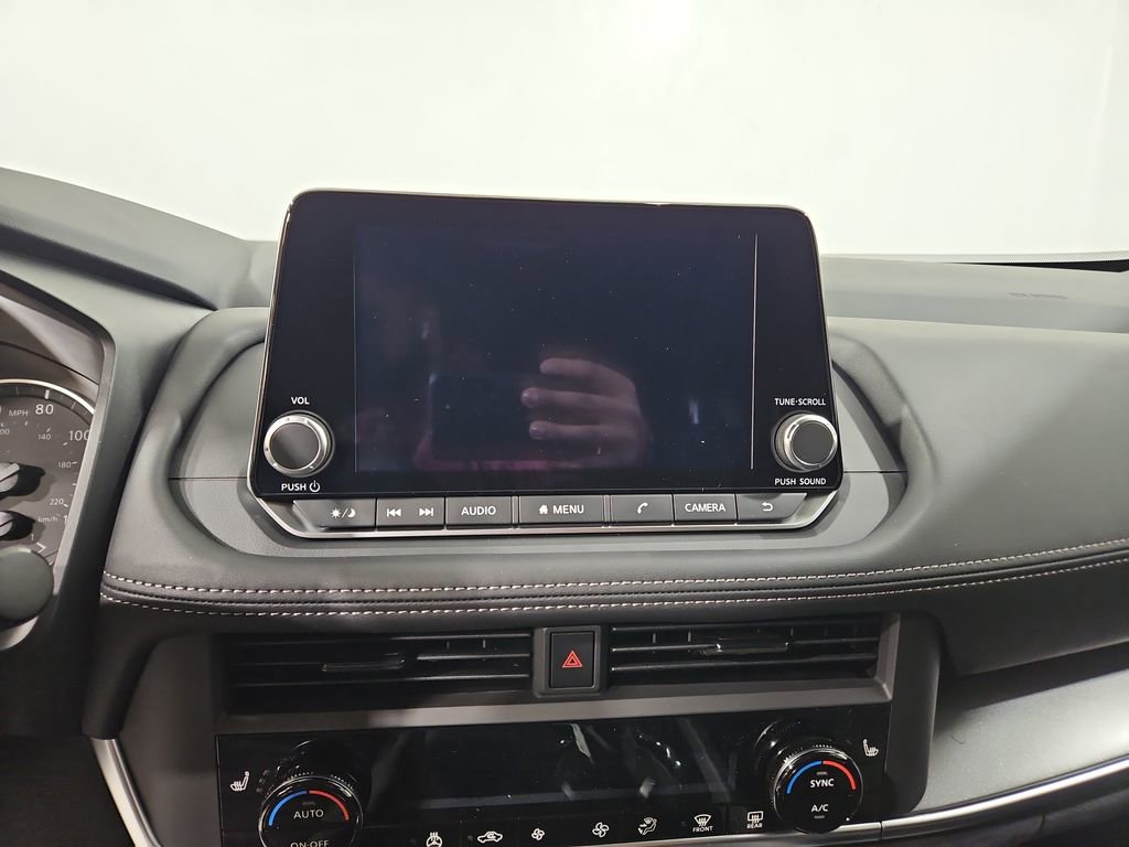 New 2026 Nissan Rogue SV image 18