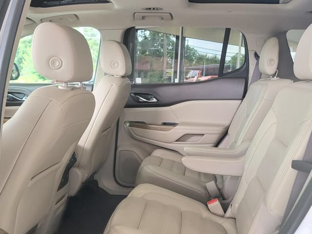 Used 2018 GMC Acadia Denali w/ Technology Package AWD/4WD image 12